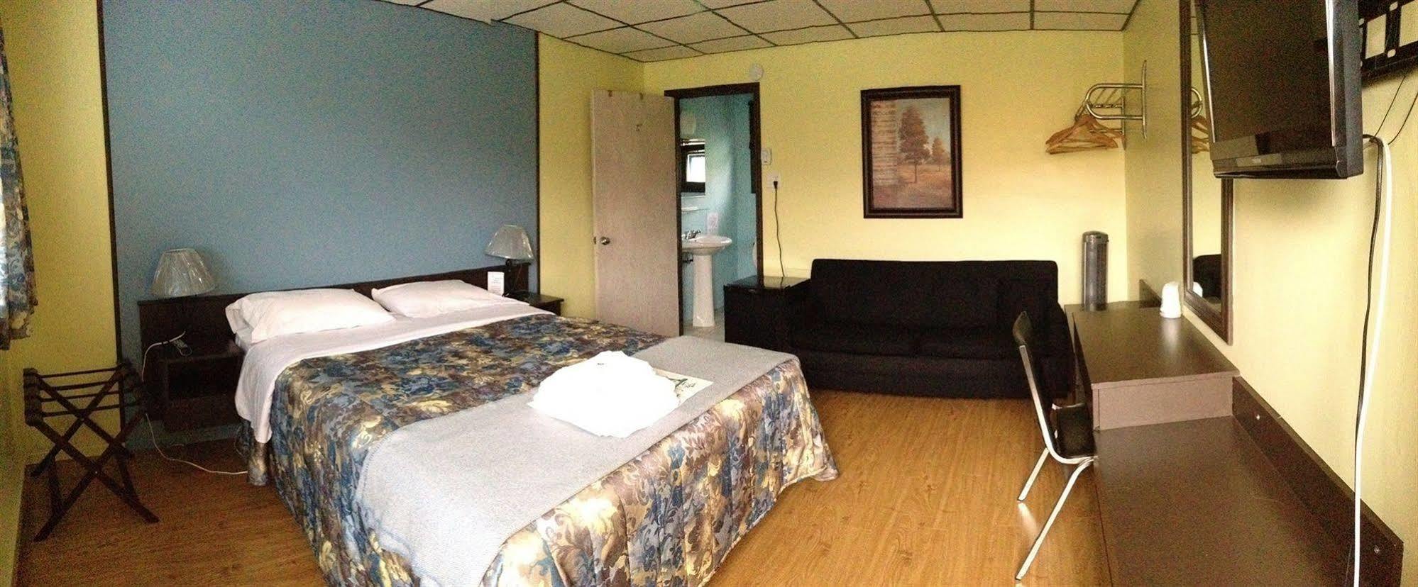 Motel Spring Chateau Richer ภายนอก รูปภาพ